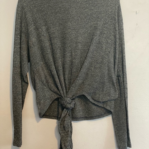 Long sleeve cool grey top - Picture 3 of 3